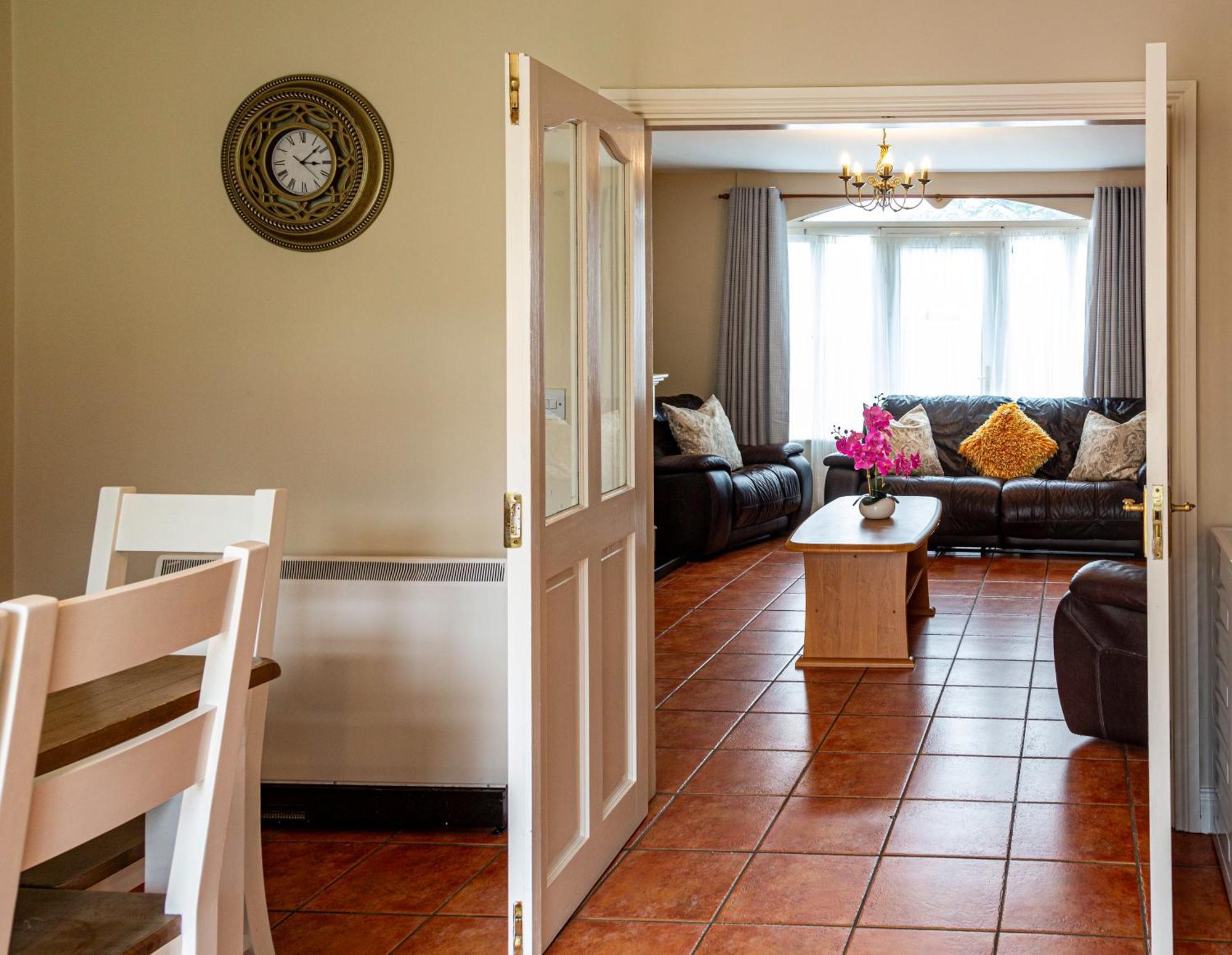 Kerry Holiday Homes At The Killarney Holiday Village Eksteriør bilde