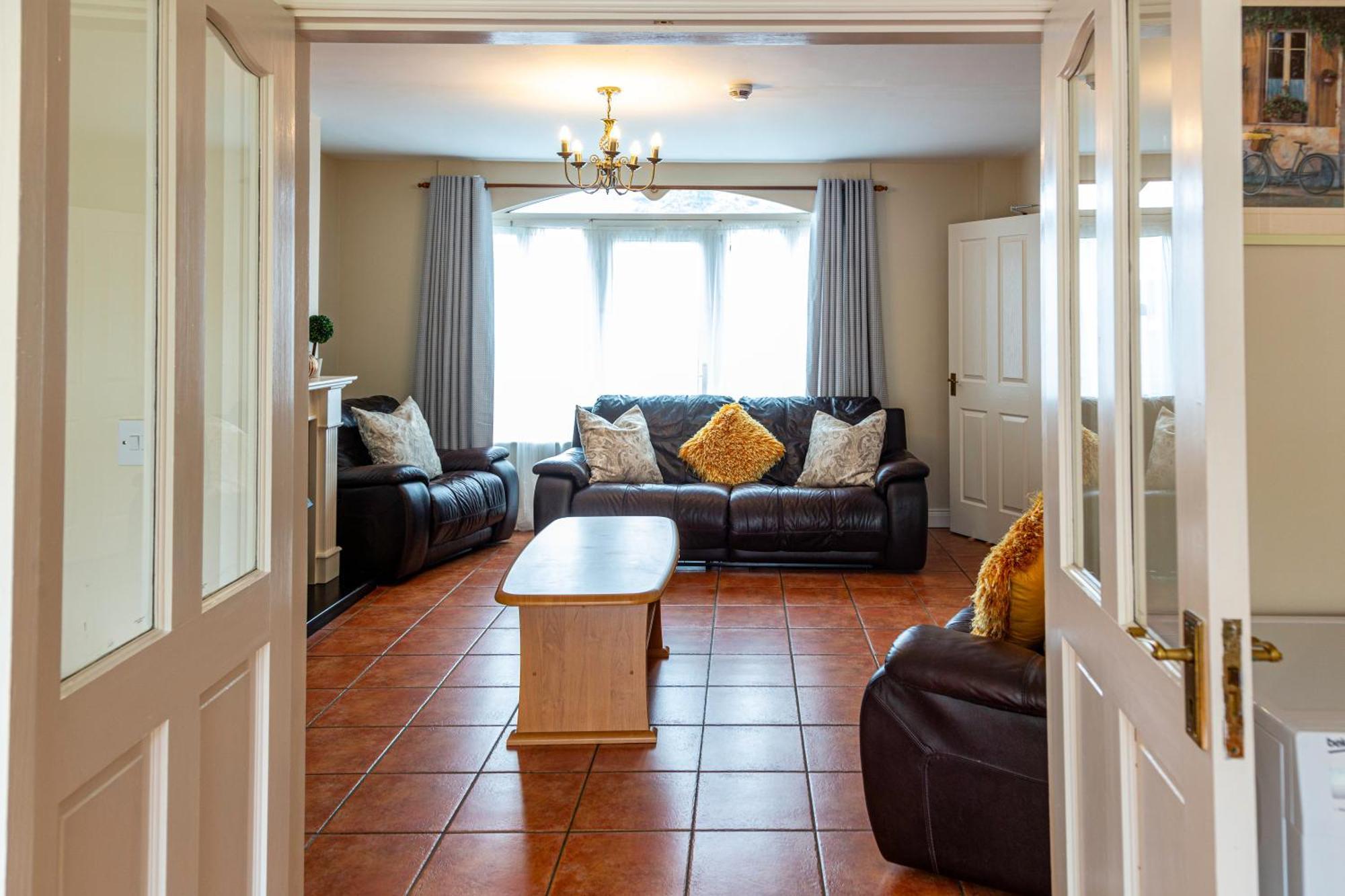 Kerry Holiday Homes At The Killarney Holiday Village Eksteriør bilde
