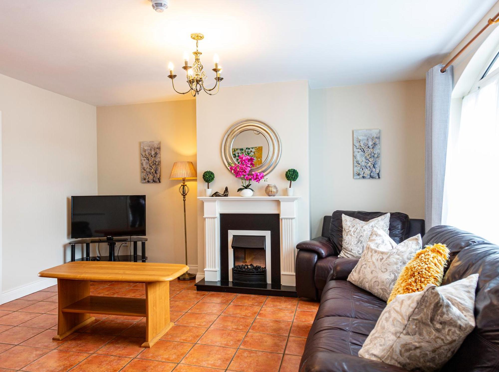 Kerry Holiday Homes At The Killarney Holiday Village Eksteriør bilde
