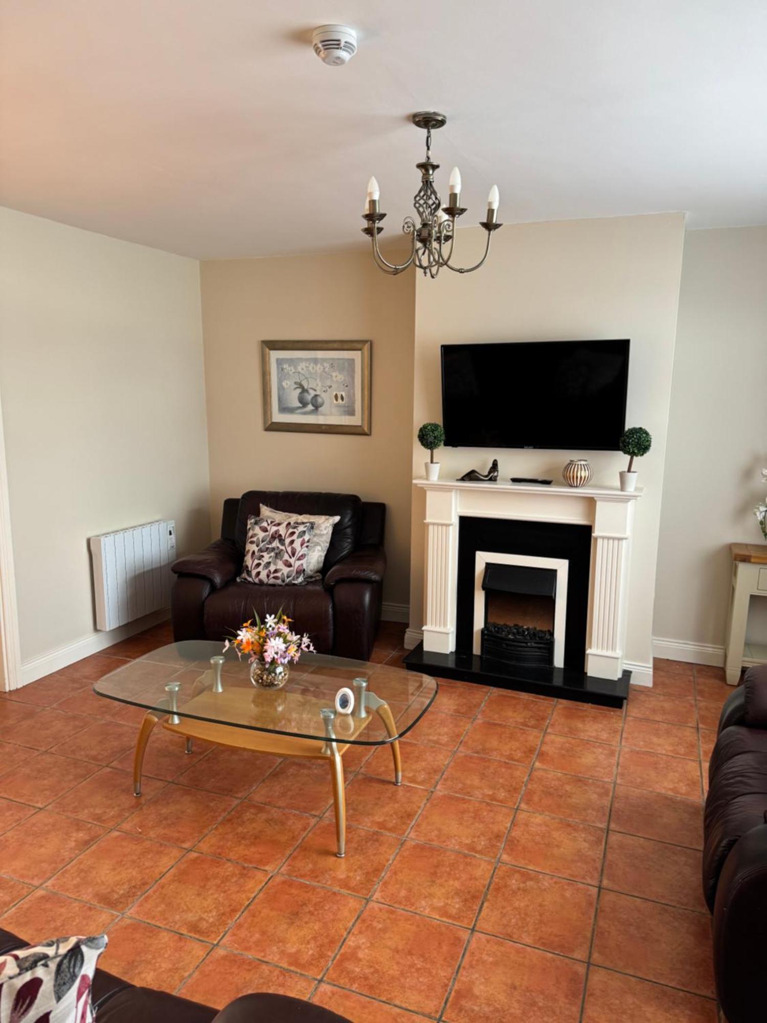 Kerry Holiday Homes At The Killarney Holiday Village Eksteriør bilde