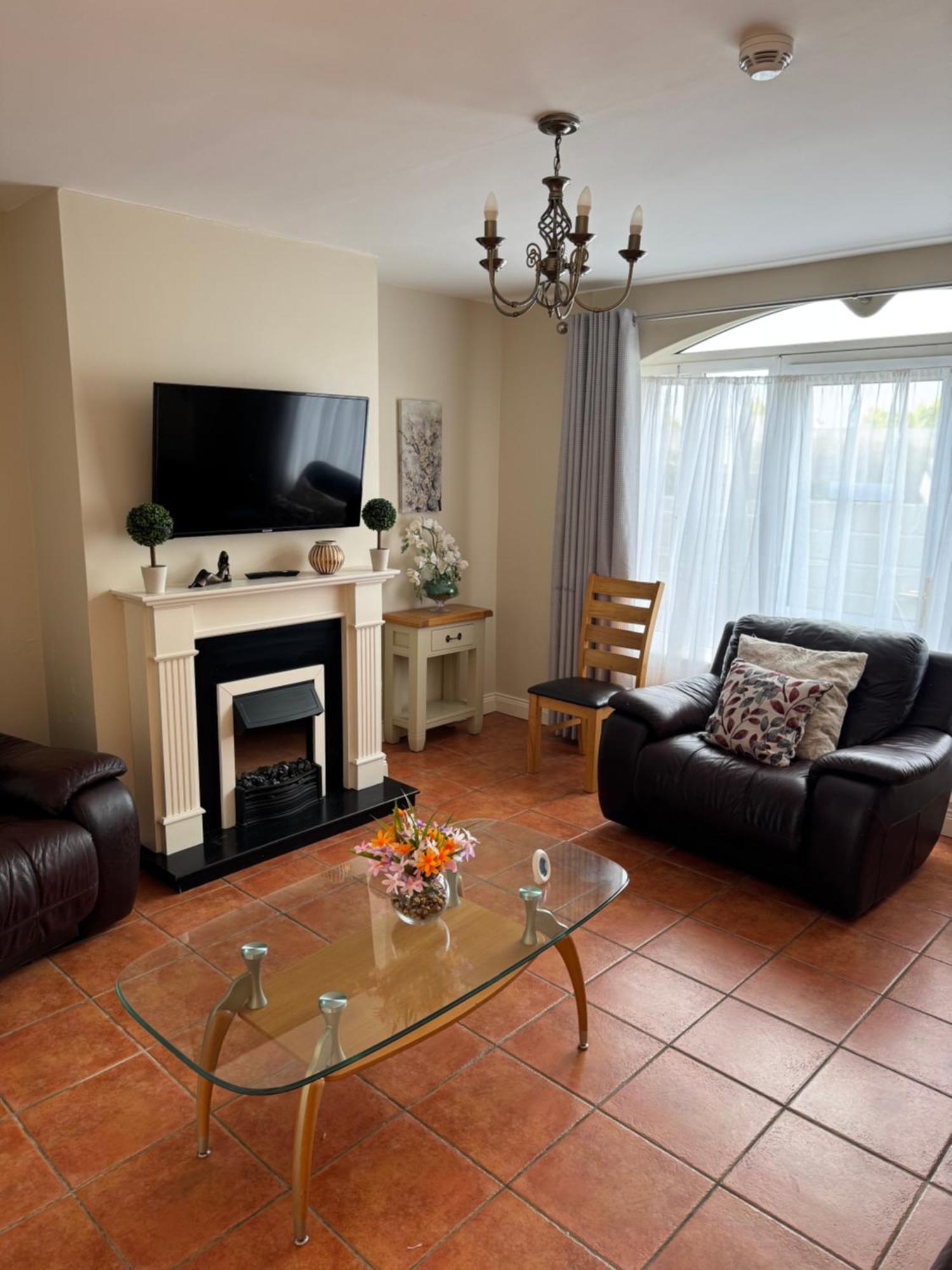 Kerry Holiday Homes At The Killarney Holiday Village Eksteriør bilde