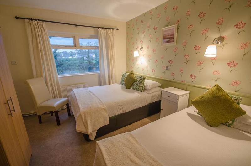 Kerry Holiday Homes At The Killarney Holiday Village Eksteriør bilde